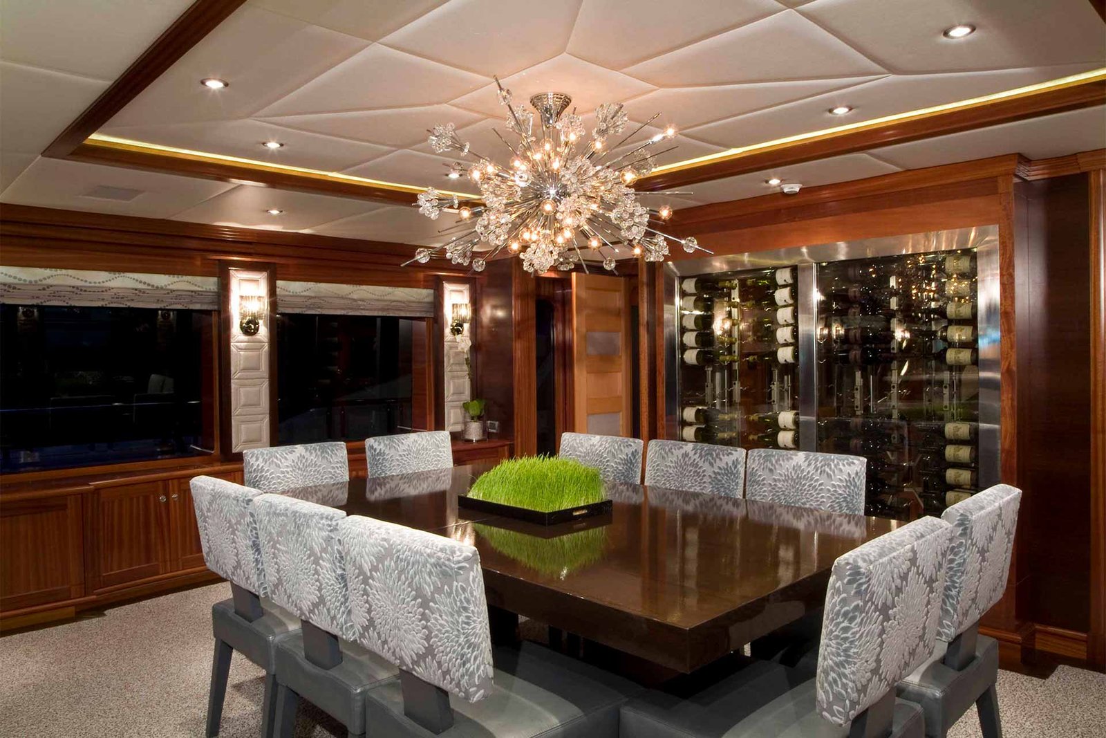 M/Y Blind Date